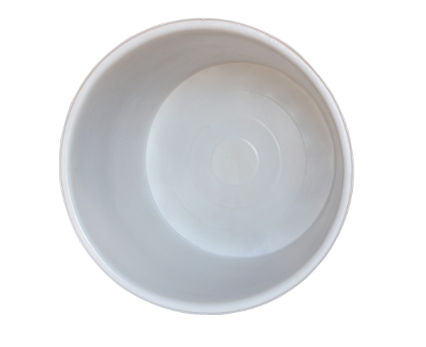 牛筋圓桶選（xuǎn）購指南2025：塑料物流容器行業（yè）的韌性之選